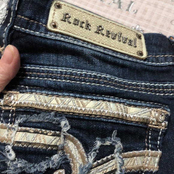 Rock Revival Nancy Easy Crop Jeans size 28 - Picture 5 of 10